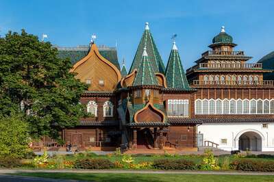 The Kolomenskoye Estate, Moscow, Russia
Photo by  Alina Kuptsova с сайта Pixabay 
