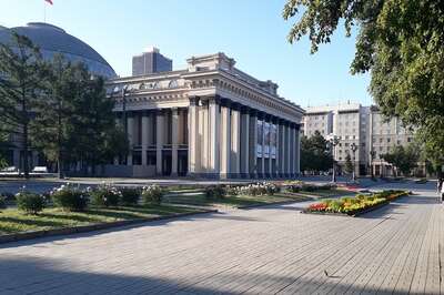 Lenin Square and the Novosibirsk Opera 