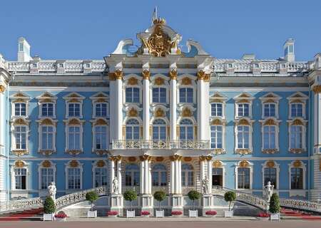 Catherine Palace, Pushkin
Photo by Makalu website Pixabay