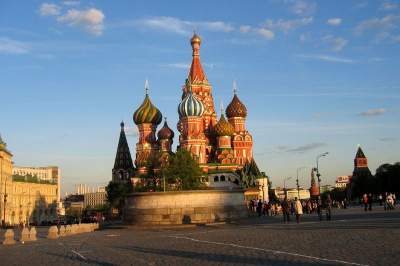 Rusia - Moscova Si Sankt Petersburg | Paralela 45