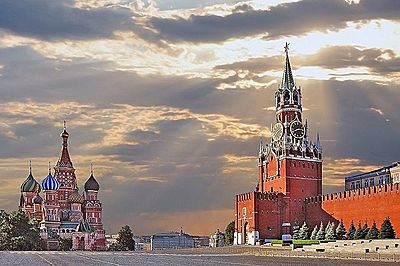 Balalaika: Moscú y San Petersburgo de Intourist