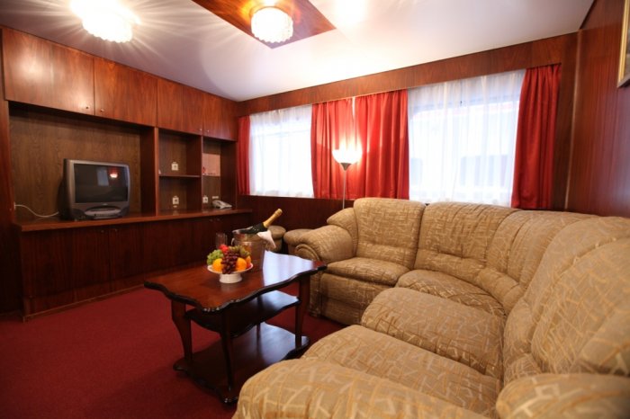 Suite cabin on MS Zosima Shashkov 