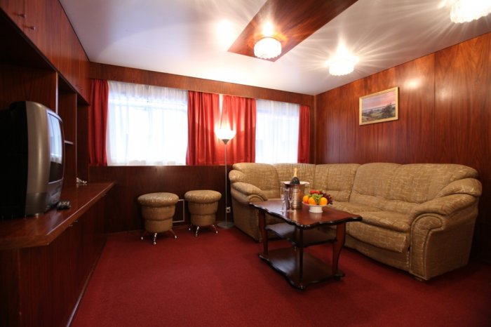 Suite cabin on MS Zosima Shashkov 