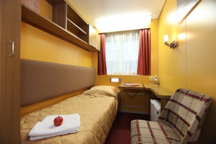 Single cabin on MS Zosima Shashkov