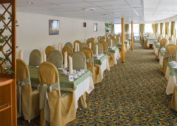 MS Krasin 3* restaurant
