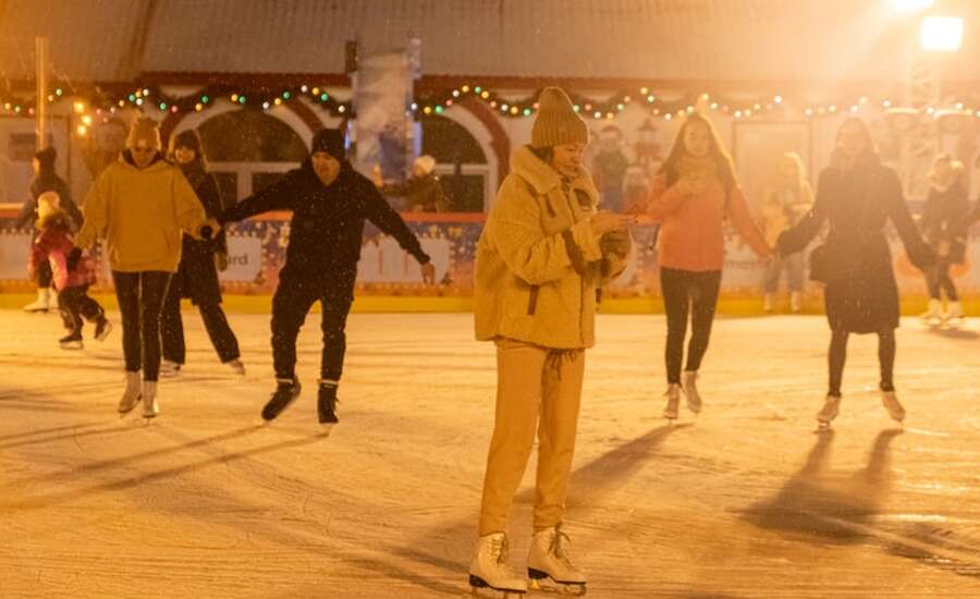 GUM Skating-Rink in the Red Square Has Opened for the 2019-2020 Season