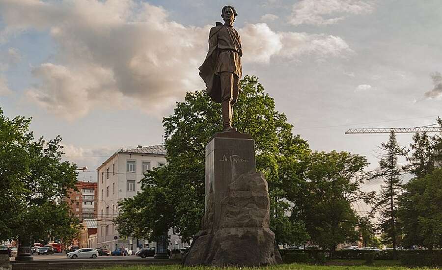 Volga Federal District -  Maxim Gorky Monument