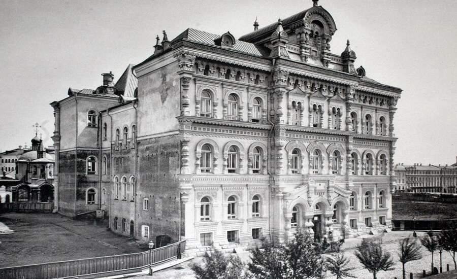 the State Polytechnic Museum, the historic building