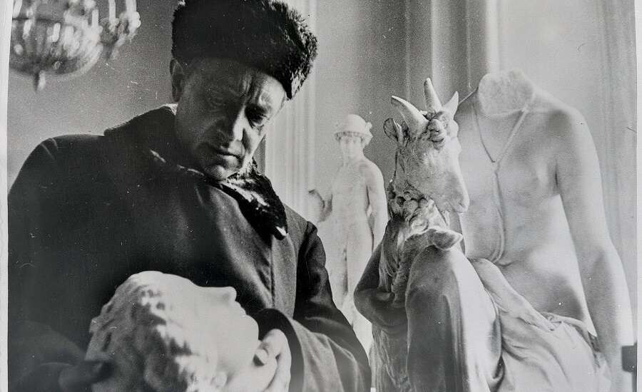 Hermitage Museum during Russian Revolution