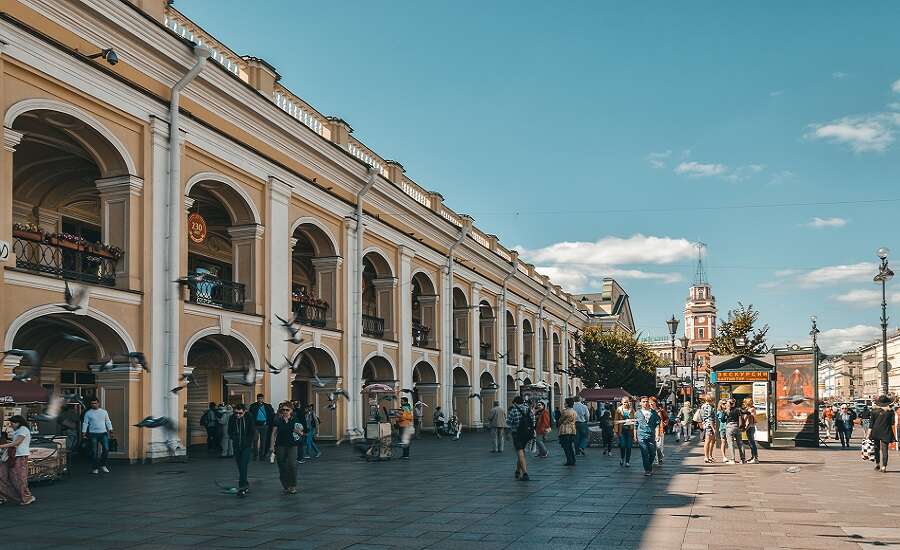 Gostiny Dvor, Nevsky Prospect, St Petersburg