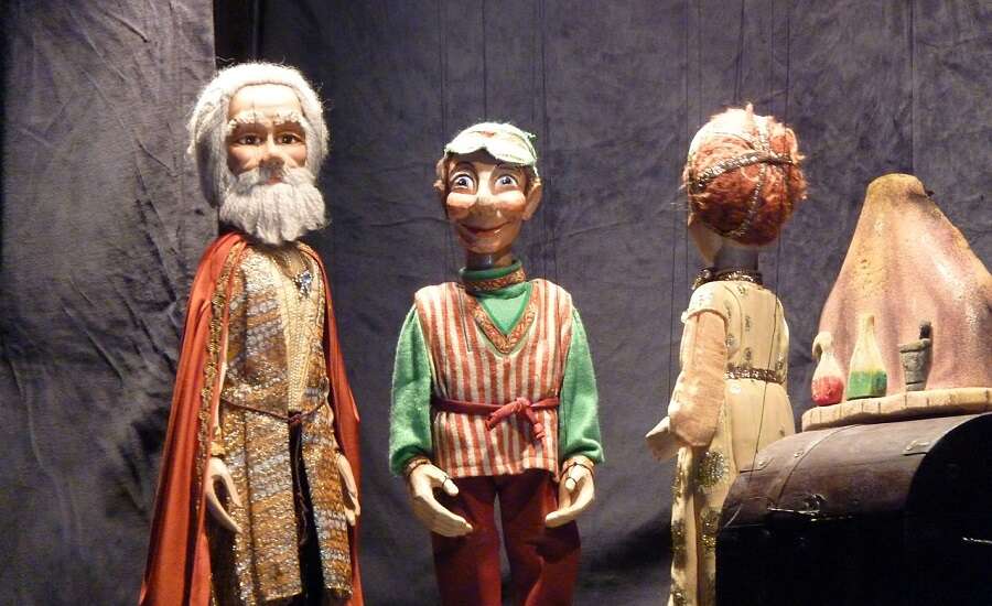 Grand Puppet Theater