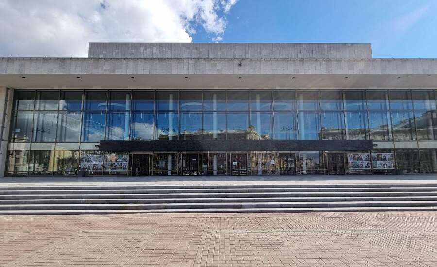 Oktyabrsky Concert Hall