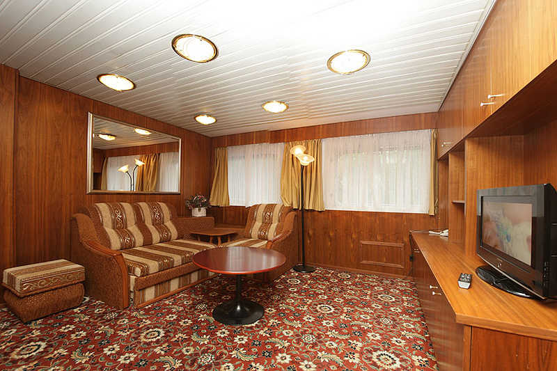 MS Krasin 3* suite cabin