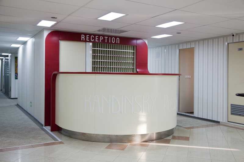MS Kandinsky reception desk