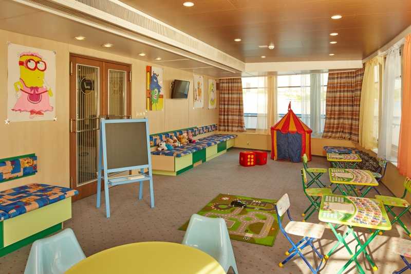 MS Princess Anastasia kids room