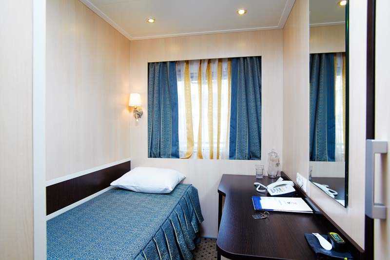 Single cabin on MS Rublev