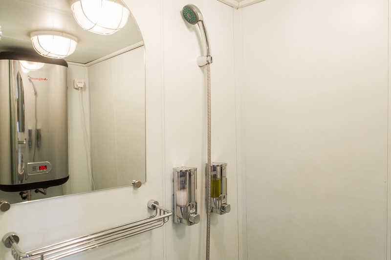 MS Imperia standart tein cabin shower