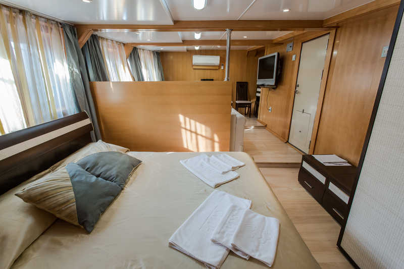 MS Imperia suite on the main deck