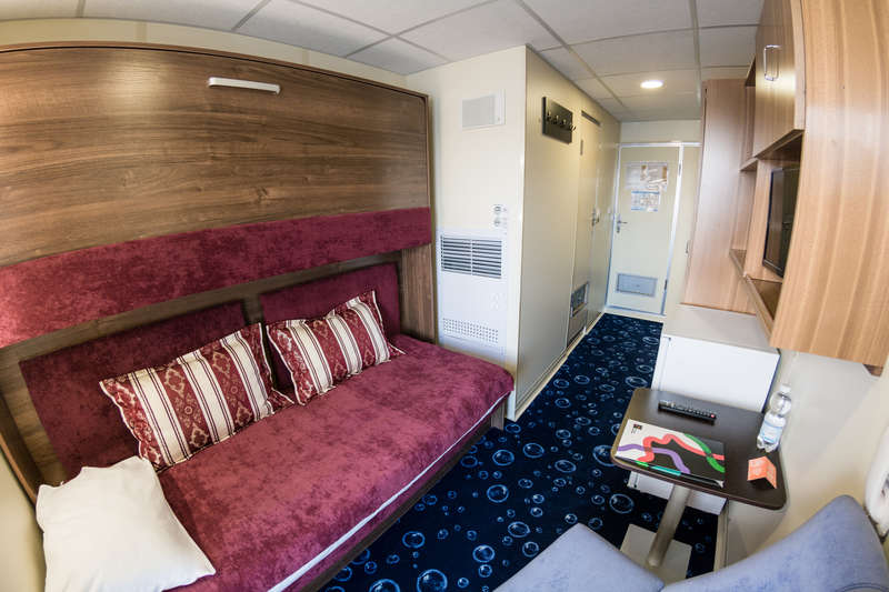 MS Crucelake single cabin with balcony on boat deck