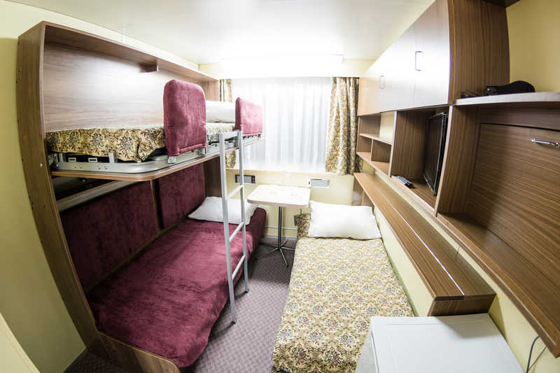 MS Swan Lake triple cabin