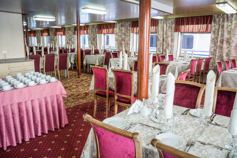 MS Swan Lake restaurant