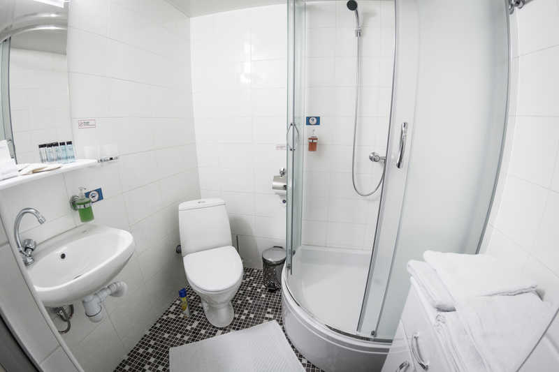 MS Moonlight Sonata cabin bathroom