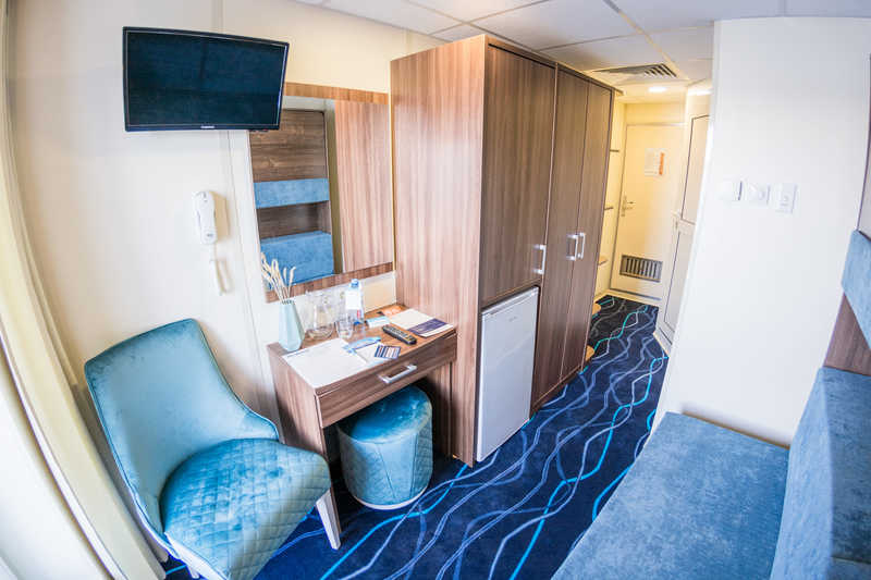 MS Moonlight Sonata single cabin with balcony