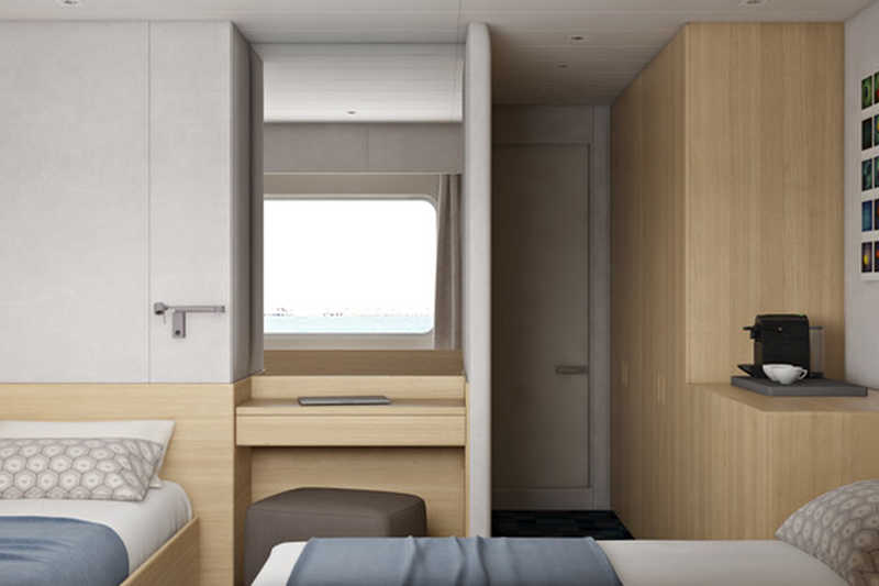 MS Sankt-Peterburg deluxe main deck cabin