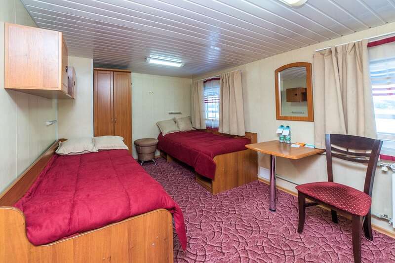 Twin cabin on MS Nekrasov