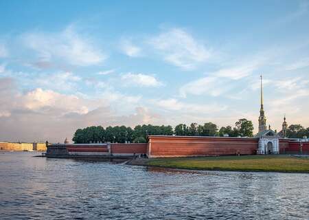 Peter and Paul Fortress, St.Petersburg, Russia
Photo by Nezhelskayadi website Pixabay