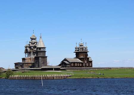 Kizhi Island, Russia
Photo by ANNETka website Pixabay