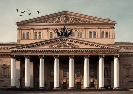 The Bolshoy Theatre, Moscow, Russia
Photo by Aghyad Najjar website Pixabay