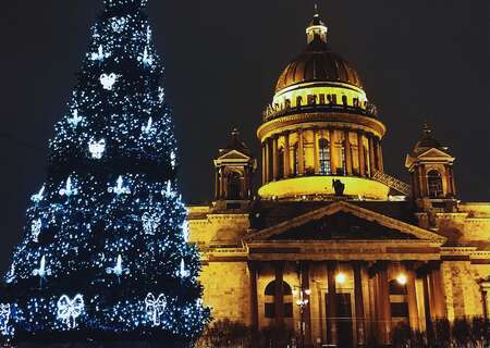 Saint Isaac's Cathedral winter view, St Petersburg, Russia
