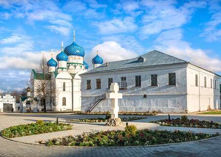 Bogoyavlenskiy Cathedral, Uglich
Photobank Lori