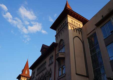 Saratov, Russia
Photo by caim92 website Pixabay