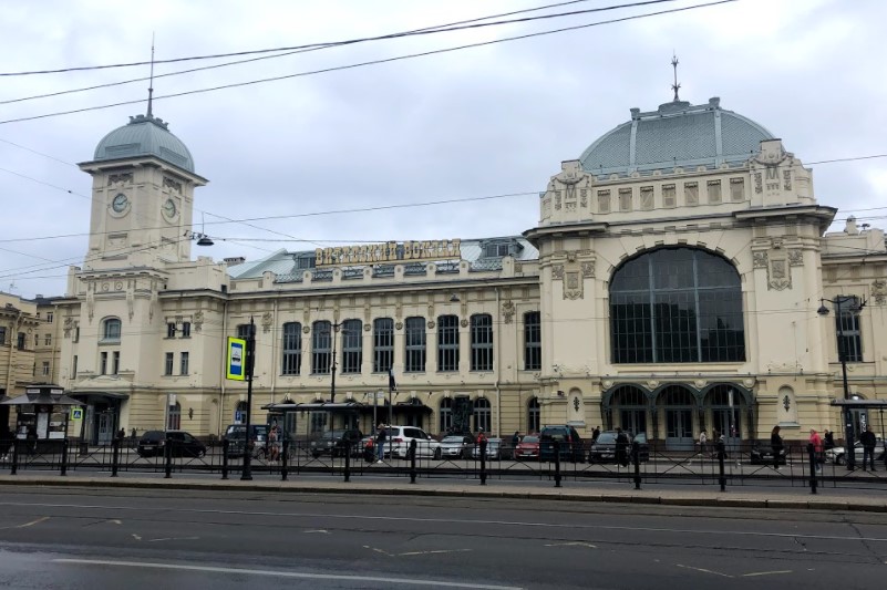 Vitebsky Train Station